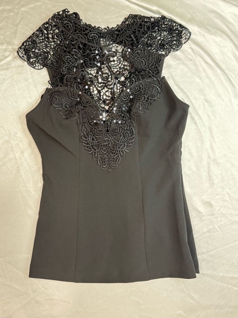 bebe Black Lace Appliqué Cap-Sleeve Dressy Top